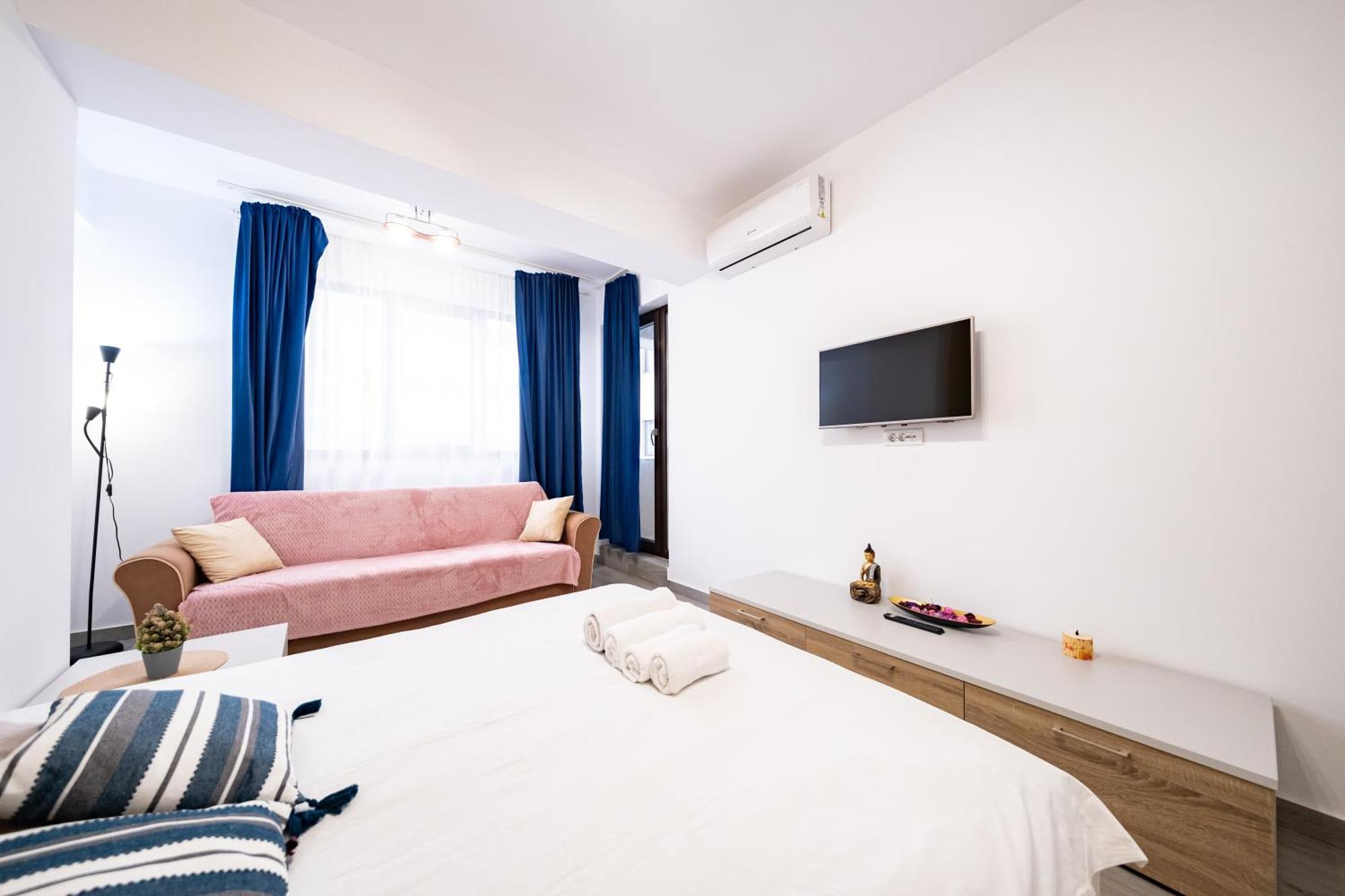 The Golden Studio - With Free Gym Bucarest Extérieur photo