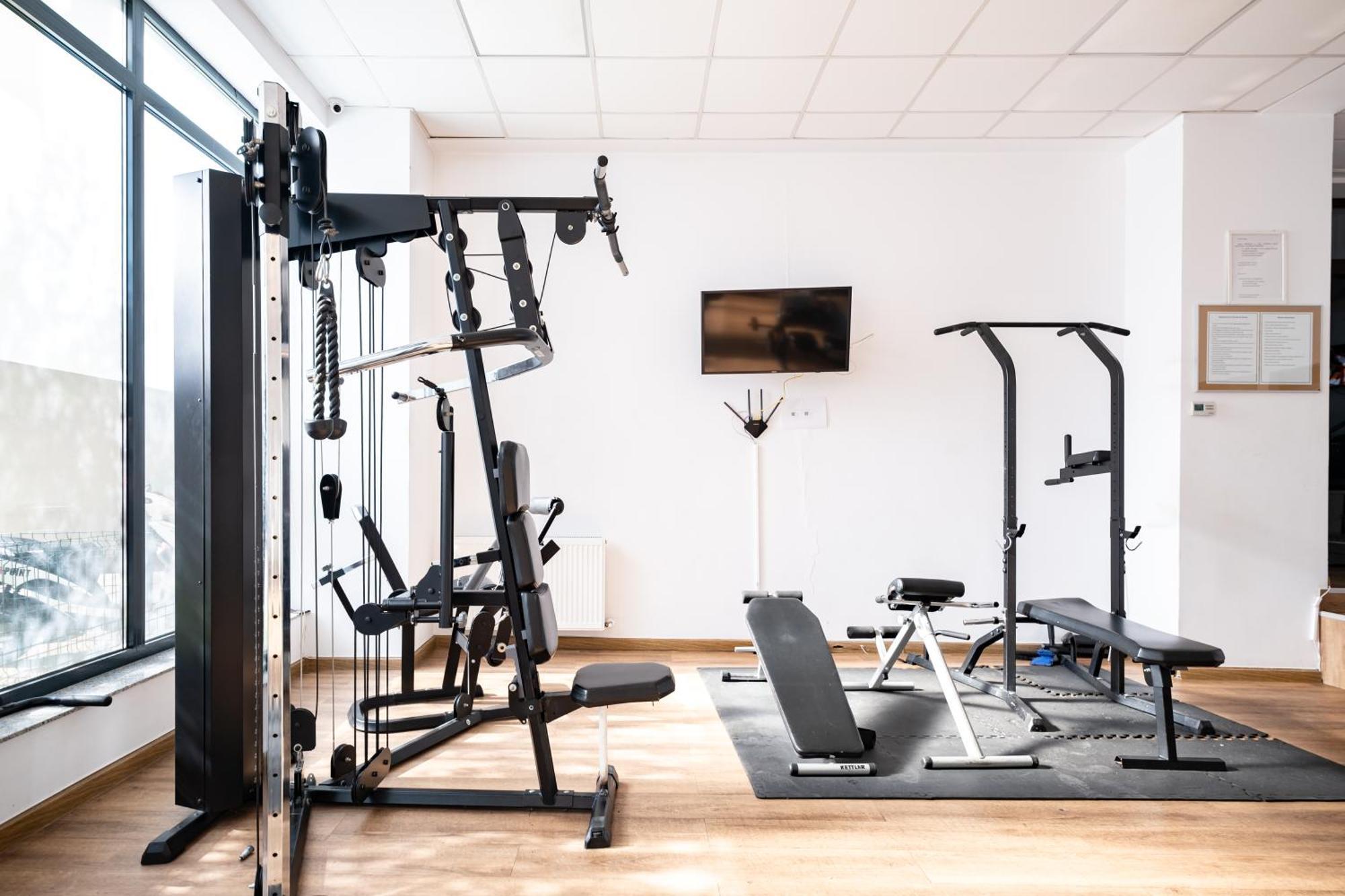 The Golden Studio - With Free Gym Bucarest Extérieur photo